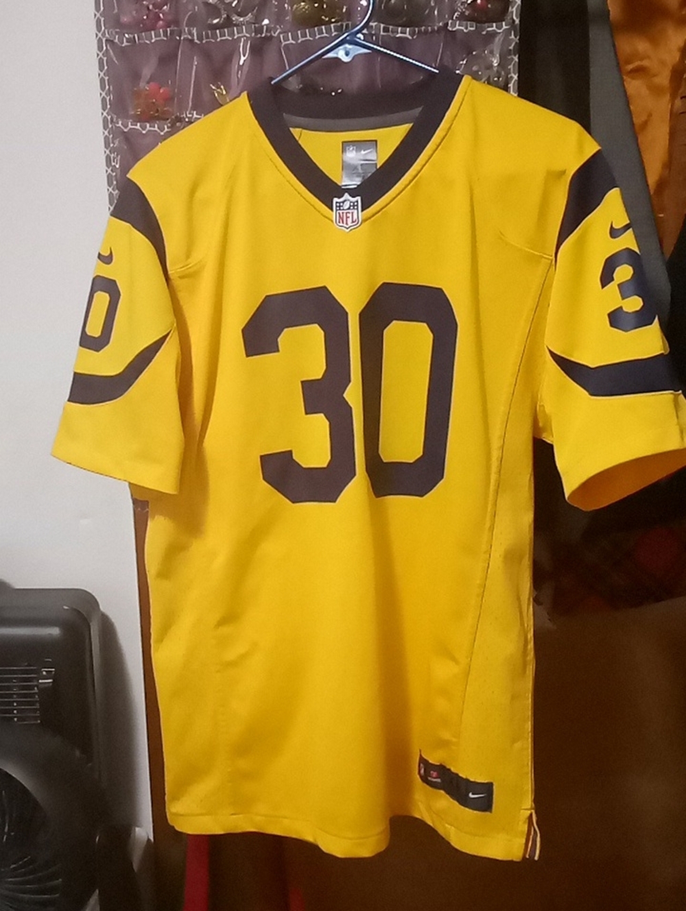 Boy's Sz XLarge Or Men's Sz S NFL Gold #30 Football Jersey with Black Accents